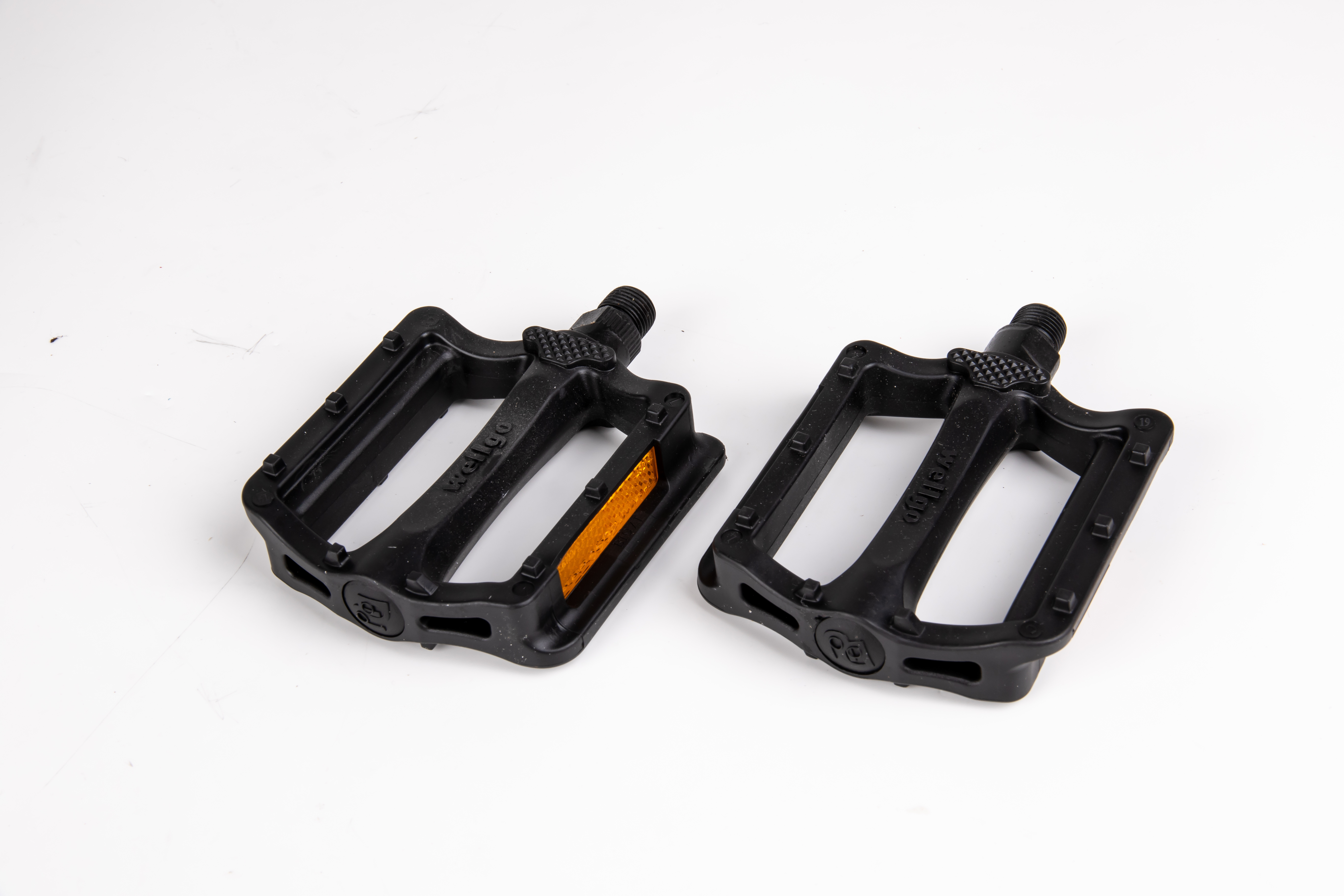 Педали WELLGO V-205DU резьба 1/2 PD-V-205DU-1/2 V-205DU 1/2