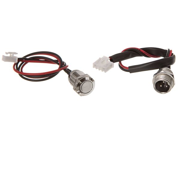 Кнопка включения и гнездо зарядного устройства