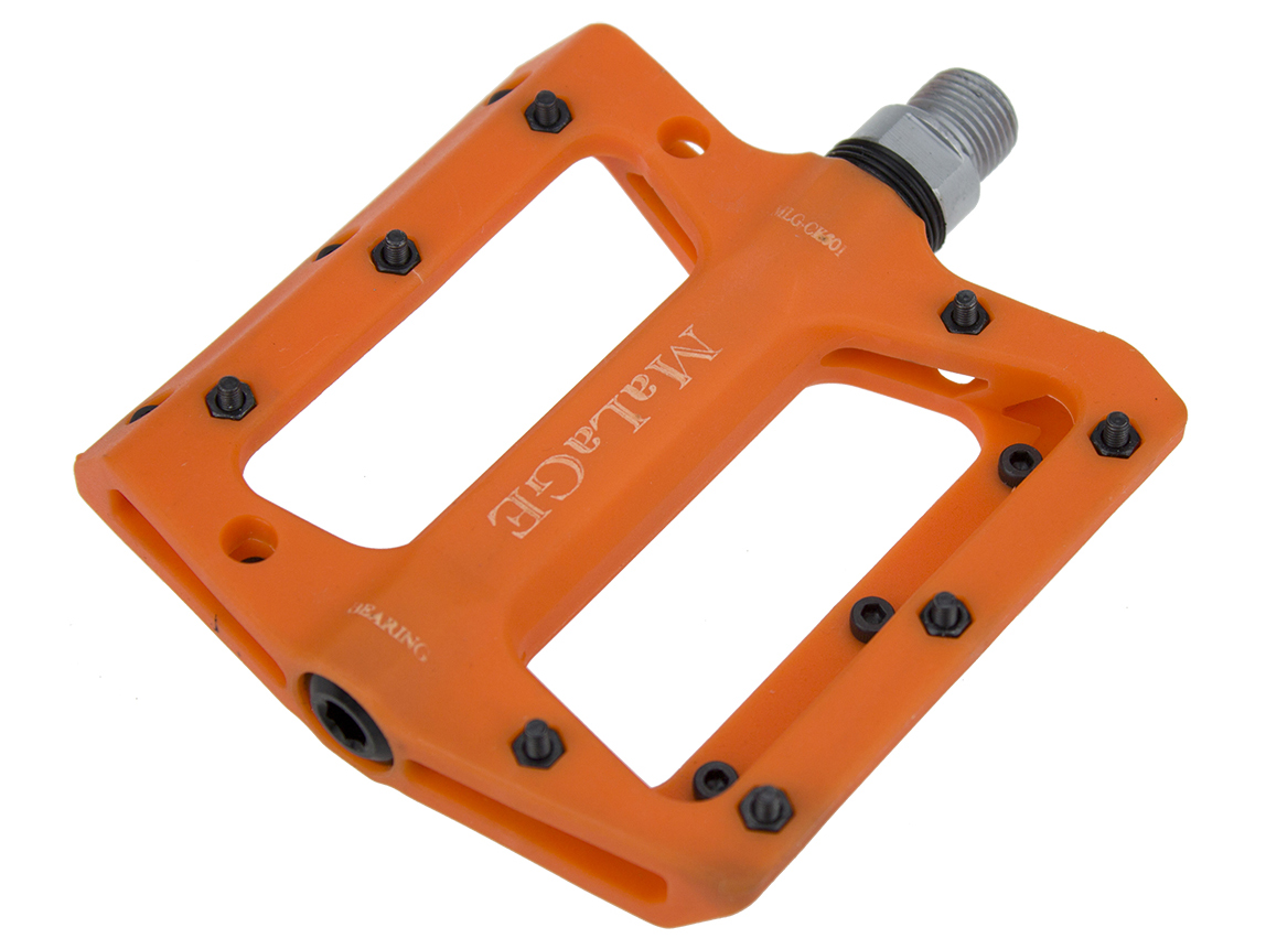 Педали mlg-CK601 нейлоновые, 105х98х16мм, ось CrMo, 1 шариковый подшипник  1 подшипник скольжения, с