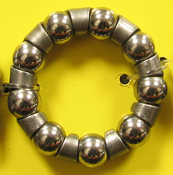 Подшипник каретка под квадрат МТВ 6,35 мм х 9 шариков