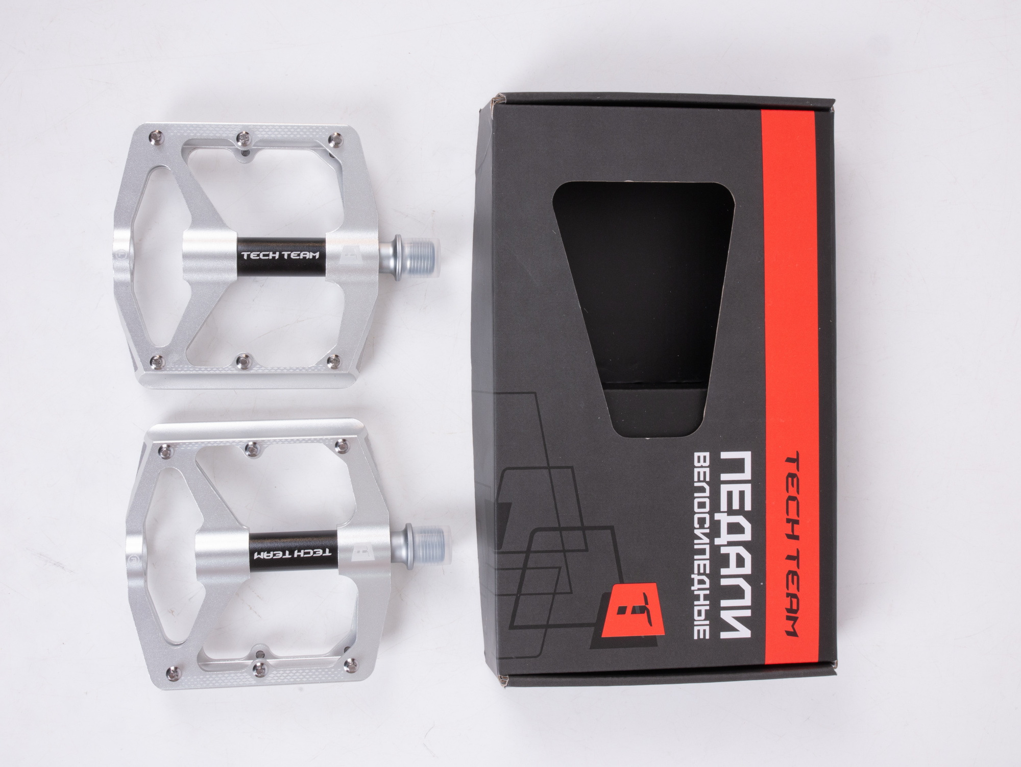 Педали алюм. фрез. со сьемными шипами, silver, CrMo ось, 3 пром. подш., 9/16, 1/20 AL-1060 AL-1060