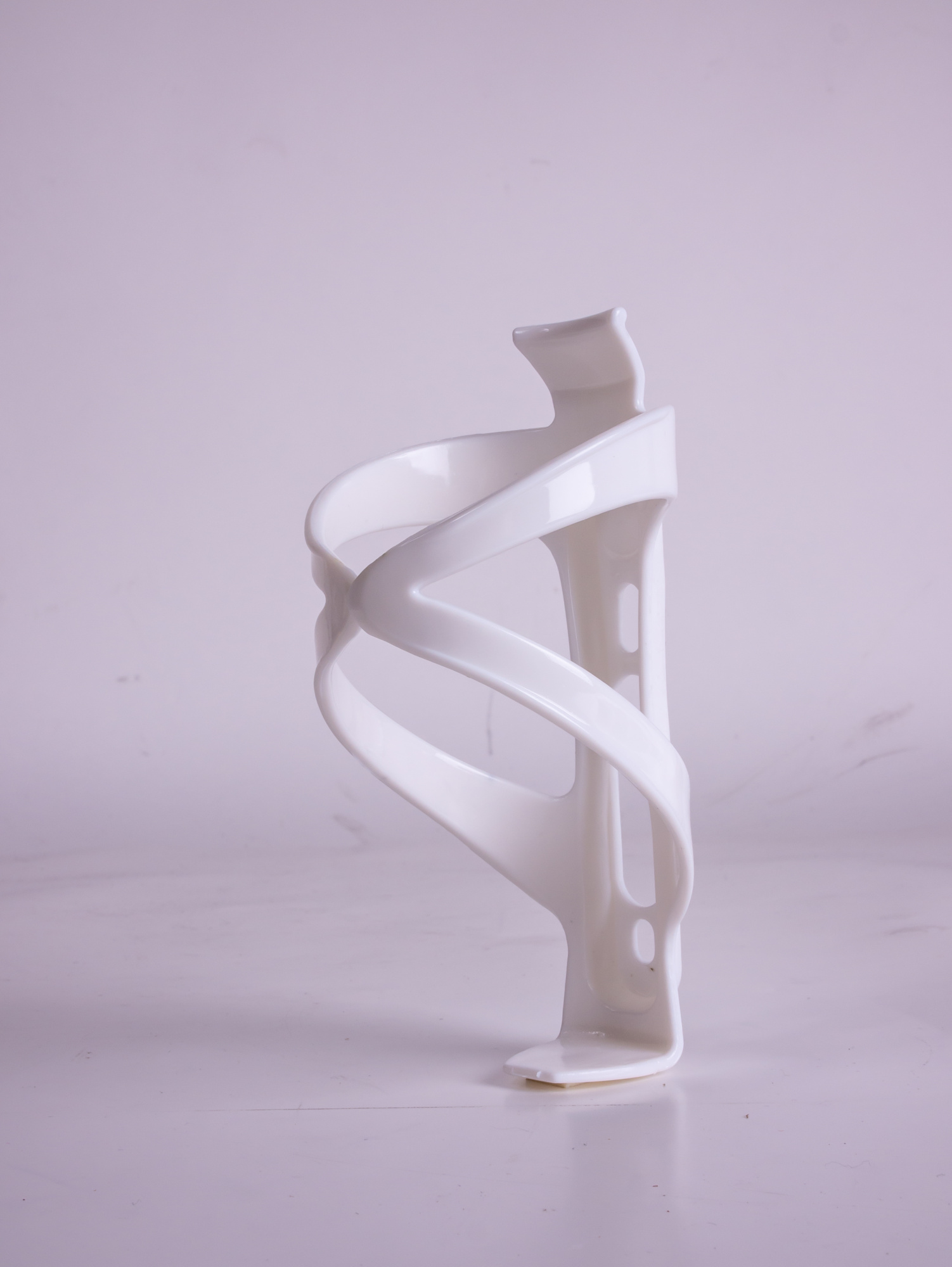 Флягодержатель на раму, пластмасса, белый HL-BC18 white 1/100 HL-BC18 white